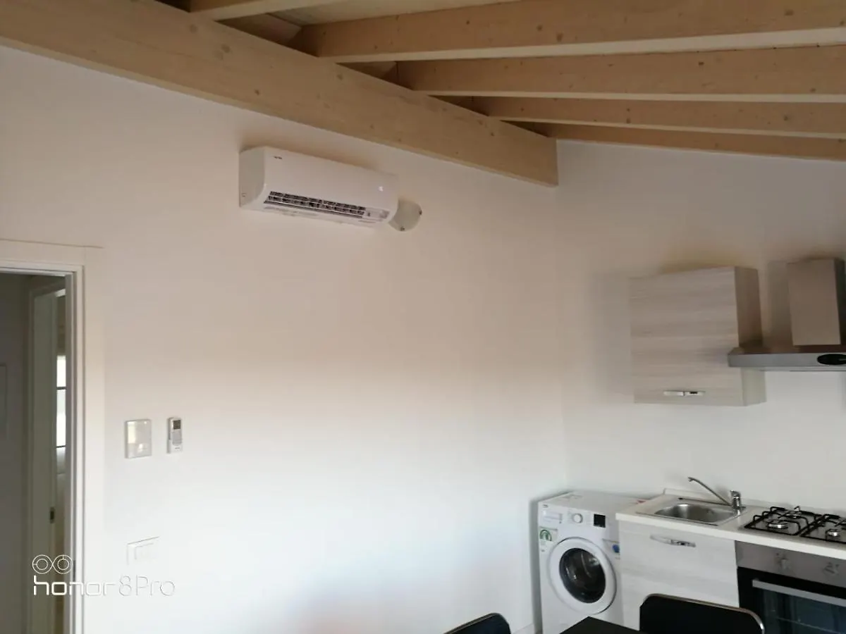 Deisy Canale Milani Apartment Verona Italy